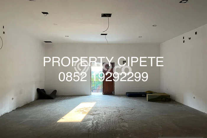 Disewakan Ruko di Kawasan Ramai Cipete Luas 45m2 Disewakan Ruko di Kawasan Ramai Cipete Luas 45m2