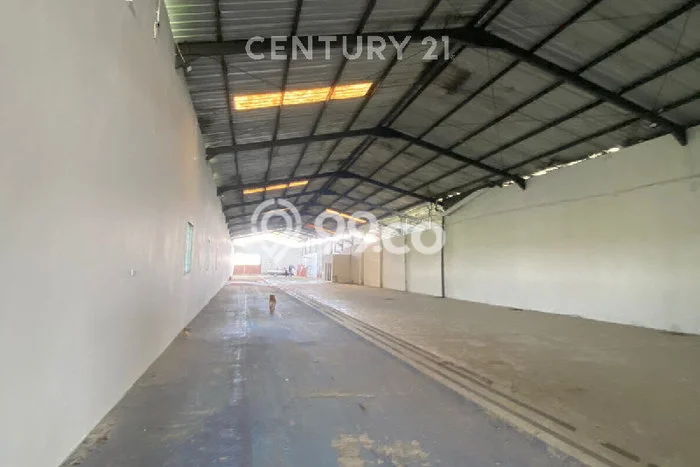 Gudang untuk disewa di Wanasari punya LT 3700m2 & LB 1500m2 harga sewa kompetitif Gudang untuk disewa di Wanasari punya LT 3700m2 & LB 1500m2 harga sewa kompetitif
