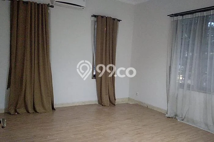 Rumah sewa siap huni 4 Kamar Tidur di Bintaro, Tangerang Selatan Rumah sewa siap huni 4 Kamar Tidur di Bintaro, Tangerang Selatan