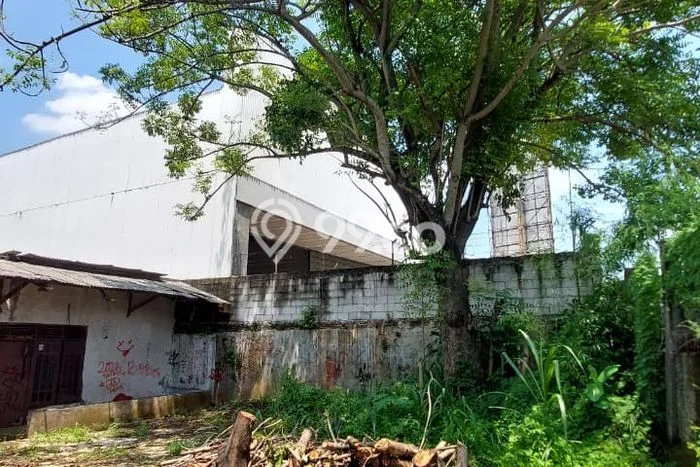 Lahan Sewa di Ciledug Tangerang dengan Luas 1500m2 Lahan Sewa di Ciledug Tangerang dengan Luas 1500m2