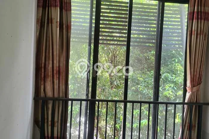 Disewakan! Rumah 3 Kamar Tidur &
2 Kamar Mandi di Bintaro, Tangerang Selatan Disewakan! Rumah 3 Kamar Tidur &
2 Kamar Mandi di Bintaro, Tangerang Selatan