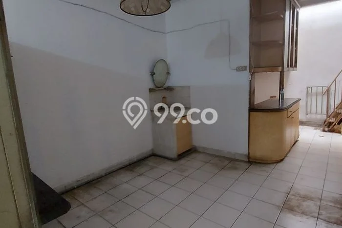 Dijual Hunian Rumah Nyaman 3 Kamar di Taman Kota, Jakarta Barat Dijual Hunian Rumah Nyaman 3 Kamar di Taman Kota, Jakarta Barat