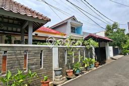 Hunian Mewah Siap Huni LT 354m2 di Kembangan, Jakarta Barat Hunian Mewah Siap Huni LT 354m2 di Kembangan, Jakarta Barat
