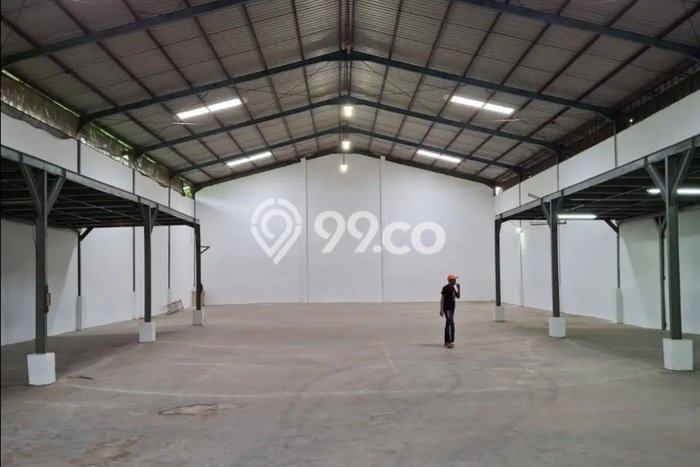 Unit Komersial Disewakan di Surabaya Area Strategis Harga Kompetitif Unit Komersial Disewakan di Surabaya Area Strategis Harga Kompetitif
