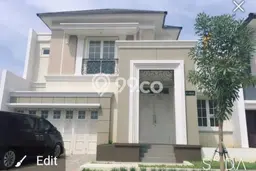 Ready to Use! Luxury House LT 270m2 Desain Elegan di Malang Kota Ready to Use! Luxury House LT 270m2 Desain Elegan di Malang Kota