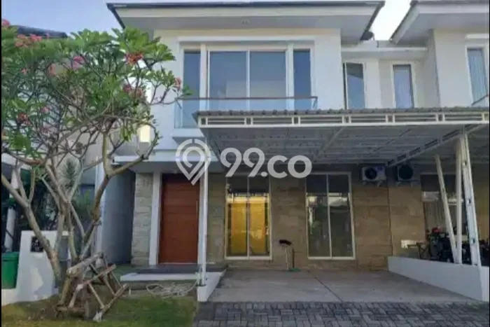 Lokasi terbaik! Rumah siap pakai disewakan di Sidoarjo LB 145m2 Lokasi terbaik! Rumah siap pakai disewakan di Sidoarjo LB 145m2