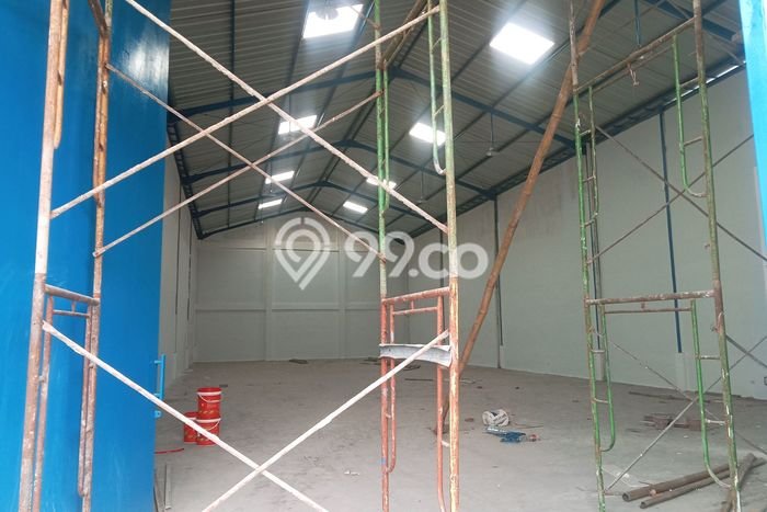 Unit Gudang disewakan di Driyorejo Gresik dengan LT 360m2 / LB 360m2 Unit Gudang disewakan di Driyorejo Gresik dengan LT 360m2 / LB 360m2