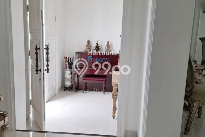 Disewakan Rumah 2 Lantai Terawat Area Jl. Kudus Menteng Disewakan Rumah 2 Lantai Terawat Area Jl. Kudus Menteng