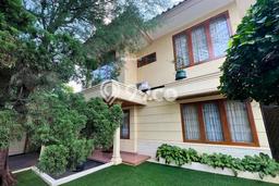 Dijual Turun Harga Rumah Klasik Terawat 2 Lantai Area Jl. Abdul Kodir Cipete Dijual Turun Harga Rumah Klasik Terawat 2 Lantai Area Jl. Abdul Kodir Cipete
