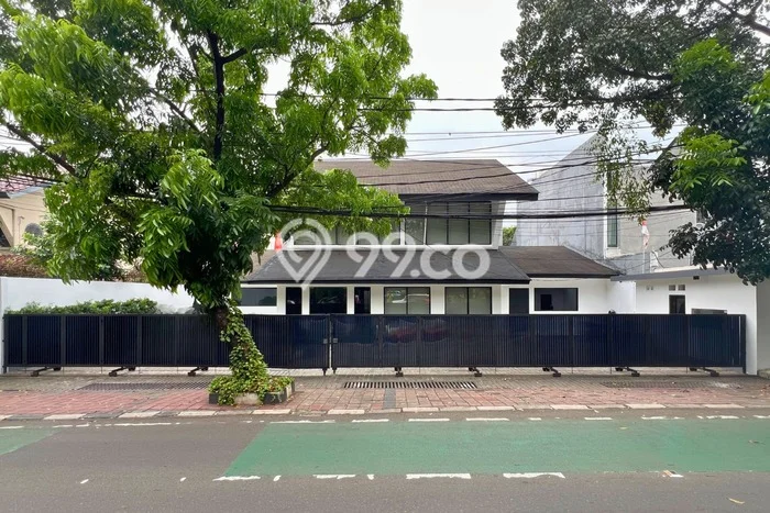 Disewakan Tempat Usaha Strategis Renovated Area Jl. Pakubuwono Kebayoran Baru Disewakan Tempat Usaha Strategis Renovated Area Jl. Pakubuwono Kebayoran Baru