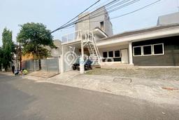 Disewakan Rumah Klasik Cocok untuk Hunian/Silent Office Area Jl. Cibitung Kebayoran Baru Disewakan Rumah Klasik Cocok untuk Hunian/Silent Office Area Jl. Cibitung Kebayoran Baru
