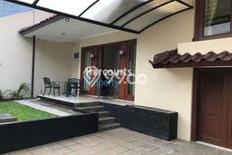Disewakan Rumah Klasik Terawat Area Jl. Pondok Hijau Pondok Indah Disewakan Rumah Klasik Terawat Area Jl. Pondok Hijau Pondok Indah