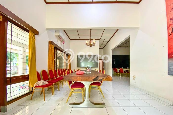 Disewakan Rumah Cocok untuk Kantor Area Jl. Hang Lekir Kebayoran Baru Disewakan Rumah Cocok untuk Kantor Area Jl. Hang Lekir Kebayoran Baru