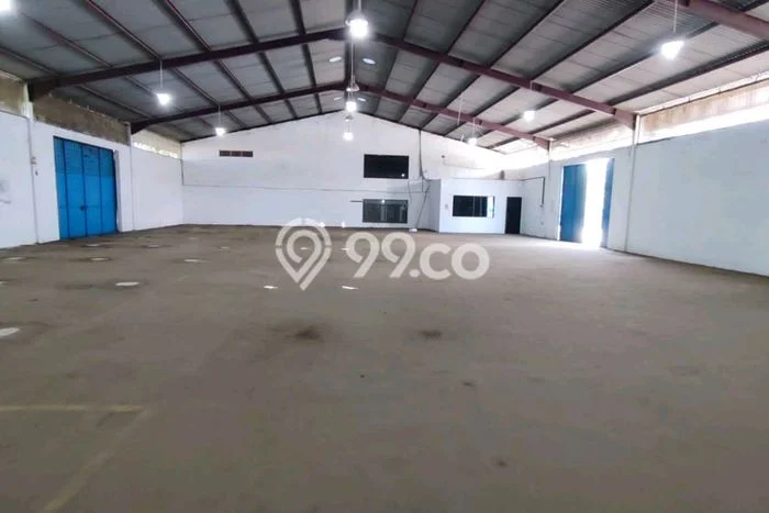 LOKASI STRATEGIS! Gudang Disewakan di , Luas 1920m2m², Area Berkembang LOKASI STRATEGIS! Gudang Disewakan di , Luas 1920m2m², Area Berkembang