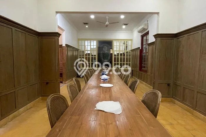 Ruko bagus disewakan di Menteng Jakarta Pusat dengan LB 600m2 harga sewa terbaik Ruko bagus disewakan di Menteng Jakarta Pusat dengan LB 600m2 harga sewa terbaik