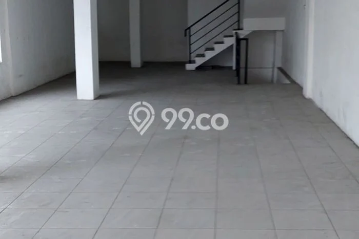 FOR RENT! Ruko di Jembatan Dua Cocok untuk Bisnis 250m2 FOR RENT! Ruko di Jembatan Dua Cocok untuk Bisnis 250m2