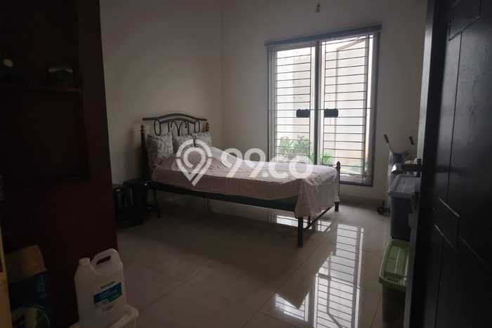 For Sale! Luxury House LT 240m2 Desain Modern di Alam Sutera For Sale! Luxury House LT 240m2 Desain Modern di Alam Sutera