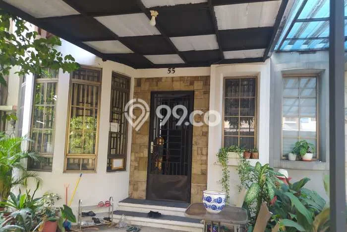 Rumah Luas Asri 3 KT Siap Pakai di Lippo Karawaci Tangerang Rumah Luas Asri 3 KT Siap Pakai di Lippo Karawaci Tangerang