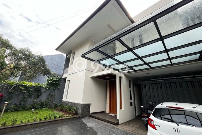 Rumah Elit Modern Siap Huni di Pasteur Bandung Rumah Elit Modern Siap Huni di Pasteur Bandung