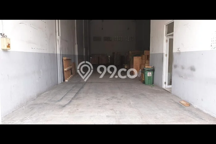 Disewakan Gudang di Kawasan Ramai Daan Mogot Luas 250m2 Disewakan Gudang di Kawasan Ramai Daan Mogot Luas 250m2