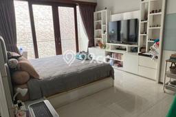 Jual Rumah Luas Elegan Dengan View Eksklusif di Pluit, Jakarta Utara Jual Rumah Luas Elegan Dengan View Eksklusif di Pluit, Jakarta Utara