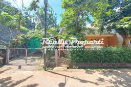 Dijual Cepat Rumah Strategis LT 216m2 LB 105m2 di Bekasi Cocok untuk Hunian Dijual Cepat Rumah Strategis LT 216m2 LB 105m2 di Bekasi Cocok untuk Hunian