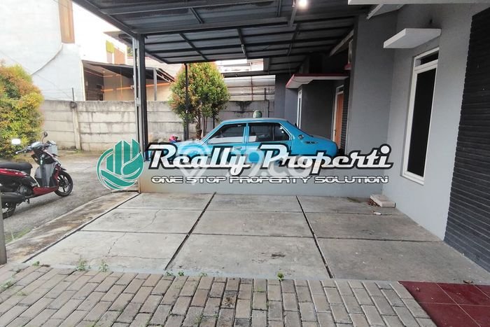 Rumah Sewa Bekasi LT 75m2 LB 75m2 Area Cikunir Rumah Sewa Bekasi LT 75m2 LB 75m2 Area Cikunir