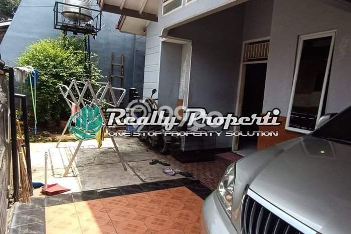 Dijual Hunian Rumah Terawat 4 Kamar di Jati Cempaka, Bekasi Dijual Hunian Rumah Terawat 4 Kamar di Jati Cempaka, Bekasi