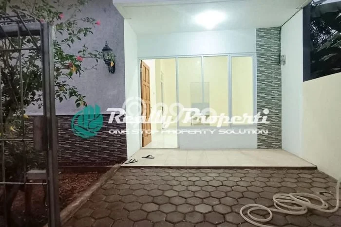 PRIME PROPERTY! Rumah area Cikunir, 2 KT, Area Elite, LT 84m² LB 50m² PRIME PROPERTY! Rumah area Cikunir, 2 KT, Area Elite, LT 84m² LB 50m²