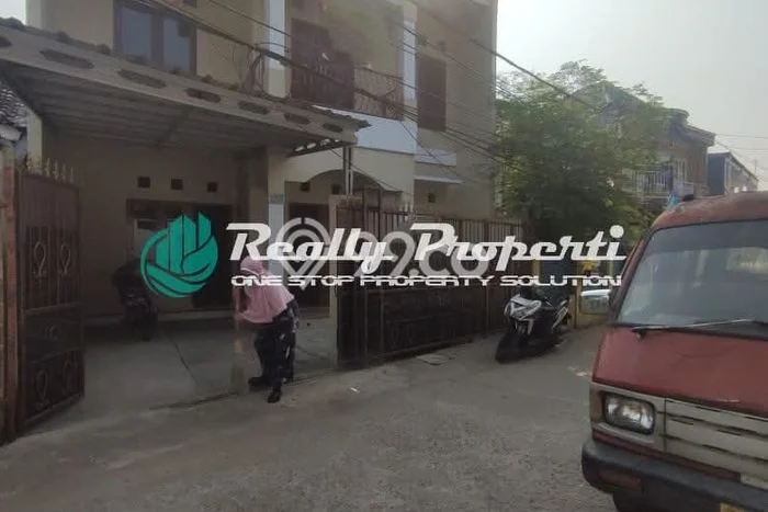 Rumah sewa siap huni 4 KT di Jatiwaringin, Bekasi Rumah sewa siap huni 4 KT di Jatiwaringin, Bekasi