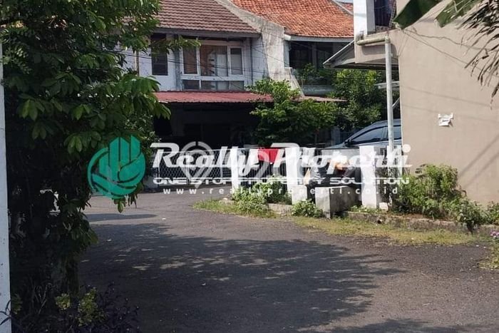 Hunian Eksklusif Dijual LT 177m2 di Duren Sawit, Jakarta Timur Hunian Eksklusif Dijual LT 177m2 di Duren Sawit, Jakarta Timur