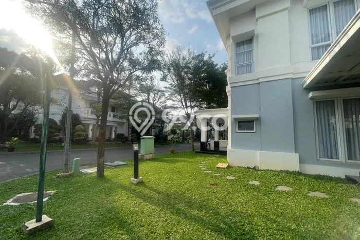 Rumah Elit LB 225m2 Siap Huni Desain Elegan di Summarecon Bekasi, Bekasi Rumah Elit LB 225m2 Siap Huni Desain Elegan di Summarecon Bekasi, Bekasi
