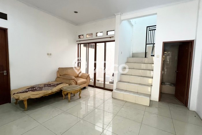 Rumah Strategis Minimalis Lb 180m2 di Rawalumbu, Bekasi Rumah Strategis Minimalis Lb 180m2 di Rawalumbu, Bekasi