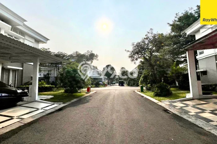 Hunian Super Mewah dengan Akses Paling Strategis di Summarecon Bekasi, Bekasi Hunian Super Mewah dengan Akses Paling Strategis di Summarecon Bekasi, Bekasi