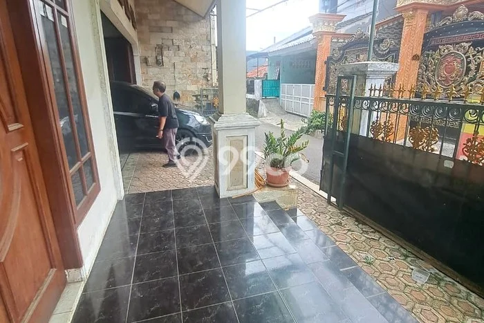For Sale Rumah 4 Kamar Lokasi Strategis Bagus dan Strategis di Ciracas For Sale Rumah 4 Kamar Lokasi Strategis Bagus dan Strategis di Ciracas