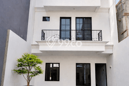 For Sale Rumah Mewah Exclusive di Mampang Prapatan, Jakarta Selatan For Sale Rumah Mewah Exclusive di Mampang Prapatan, Jakarta Selatan