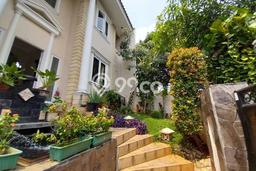 Rumah Elit LB 650m2 Siap Huni Desain Elegan di Pondok Indah, Jakarta Selatan Rumah Elit LB 650m2 Siap Huni Desain Elegan di Pondok Indah, Jakarta Selatan