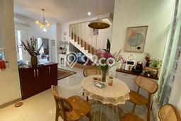 Rumah Strategis Modern Lb 120m2 di Cinere, Depok Rumah Strategis Modern Lb 120m2 di Cinere, Depok