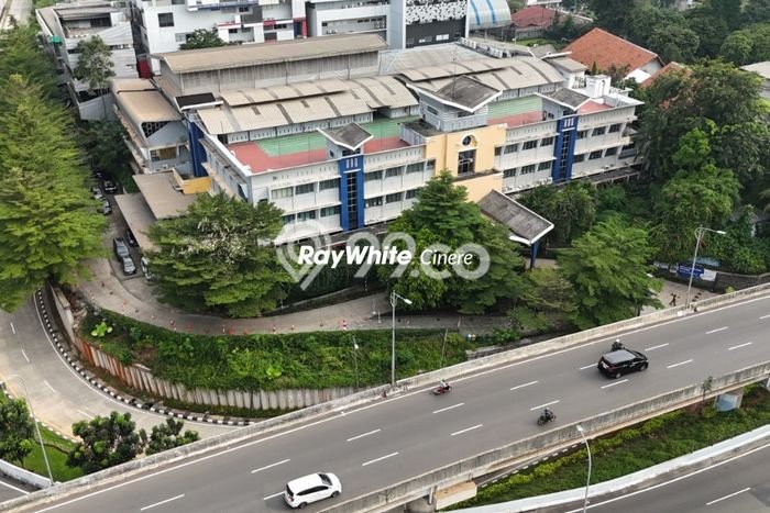 Unit Komersial Dijual di Jakarta Selatan LT 7312m2 & LB 7498m2 Unit Komersial Dijual di Jakarta Selatan LT 7312m2 & LB 7498m2