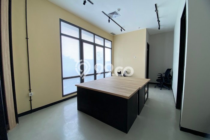Kantor Bagus Dijual LB 2600m2 Lokasi Strategis Jakarta Selatan Area Cocok untuk Bisnis Kantor Bagus Dijual LB 2600m2 Lokasi Strategis Jakarta Selatan Area Cocok untuk Bisnis