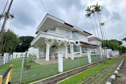 Rumah Mewah Dijual LT 500m2 di Cinere, Depok Rumah Mewah Dijual LT 500m2 di Cinere, Depok