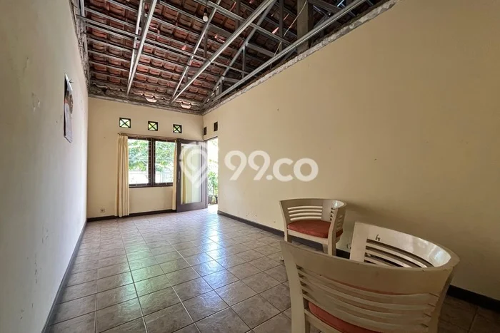 Hunian Cantik Modern Lb 200m2 di Ciputat, Tangerang Selatan Hunian Cantik Modern Lb 200m2 di Ciputat, Tangerang Selatan