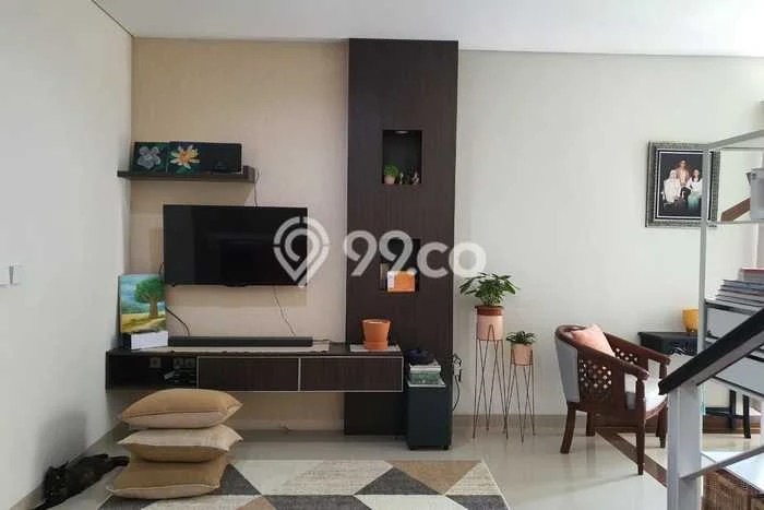 Jual Rumah Bagus Siap Huni LB 120m2 di Sawangan, Depok Jual Rumah Bagus Siap Huni LB 120m2 di Sawangan, Depok