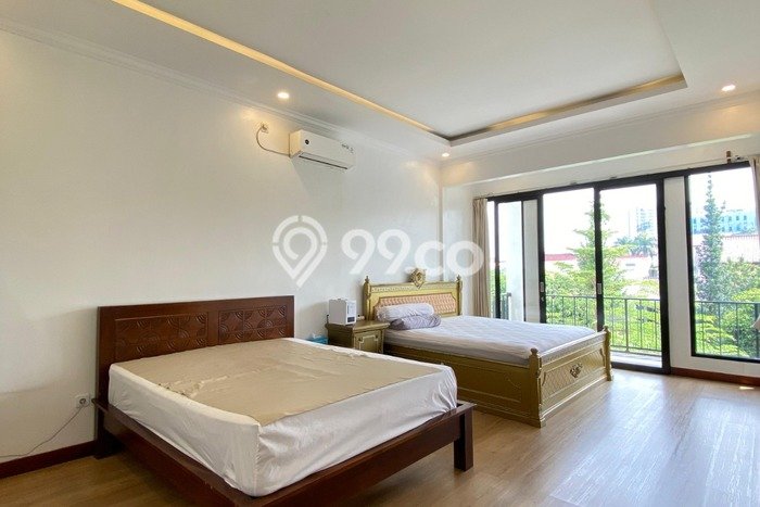 Siap Huni Hunian Elit 4 Kamar di Cinere Dekat ke Mana Pun Siap Huni Hunian Elit 4 Kamar di Cinere Dekat ke Mana Pun