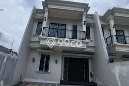 For Sale Rumah 3 Kamar Lokasi Ideal Nyaman dan Strategis di Cimanggis For Sale Rumah 3 Kamar Lokasi Ideal Nyaman dan Strategis di Cimanggis