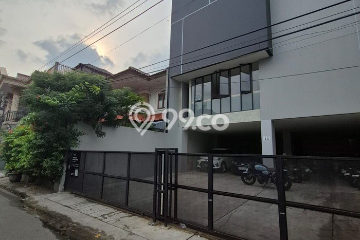Rumah Kost untuk Dijual di Kemanggisan Punya 70 Kamar Rumah Kost untuk Dijual di Kemanggisan Punya 70 Kamar