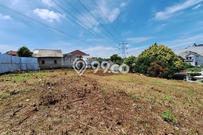 Tanah Kawasan Cinere, Luas 865m2m², Area Potensial, Lingkungan Nyaman Tanah Kawasan Cinere, Luas 865m2m², Area Potensial, Lingkungan Nyaman