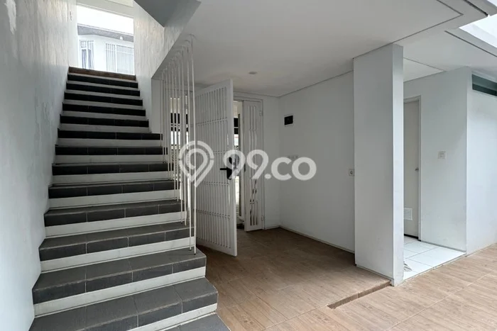 Dijual Rumah 3 Kamar Lokasi Ideal Nyaman dan Strategis di Cinere Dijual Rumah 3 Kamar Lokasi Ideal Nyaman dan Strategis di Cinere