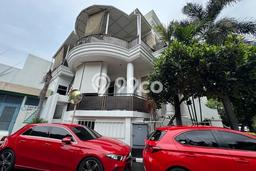 Ready to Use! Premium House LT 173m2 Desain Elegan di Mampang Ready to Use! Premium House LT 173m2 Desain Elegan di Mampang