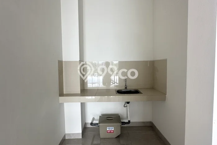 Ruko Usaha Dijual di Serpong Utara Tangerang Selatan LT 91m2 & LB 637m2 Ruko Usaha Dijual di Serpong Utara Tangerang Selatan LT 91m2 & LB 637m2